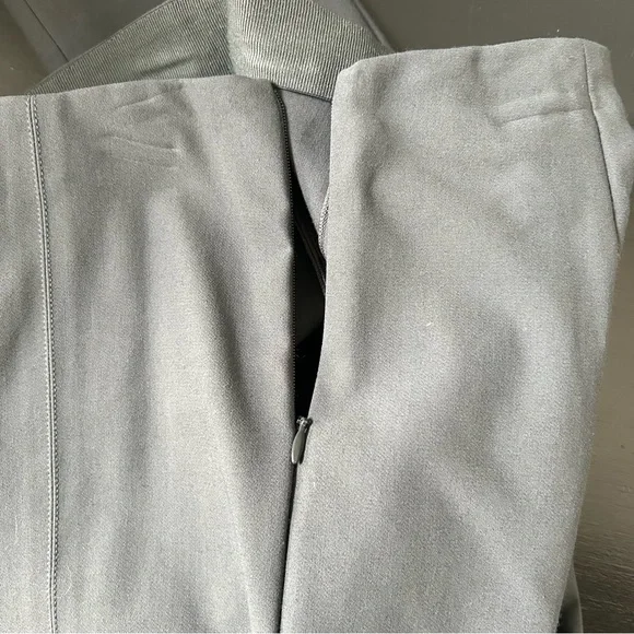 NWOT Vince Bobbi High-Rise Stitch-Seam Ponte Dark Grey Legging Pants, Size XS